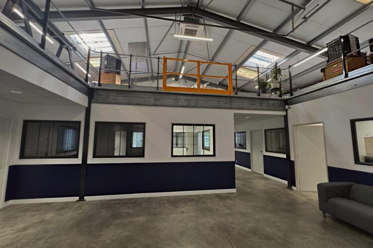 {"remix_data":[],"remix_entry_point":"challenges","source_tags":["local"],"origin":"unknown","total_draw_time":0,"total_draw_actions":0,"layers_used":0,"brushes_used":0,"photos_added":0,"total_editor_actions":{},"tools_used":{"adjust":1,"beautify":1},"is_sticker":false,"edited_since_last_sticker_save":true,"containsFTESticker":false}